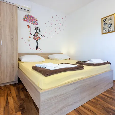 Tustonjic Novi Vinodolski