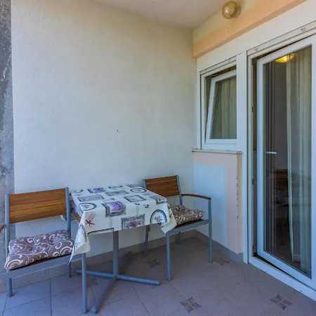 Pensjonat Tustonjic 4*