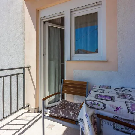 Tustonjic Pensjonat 4*