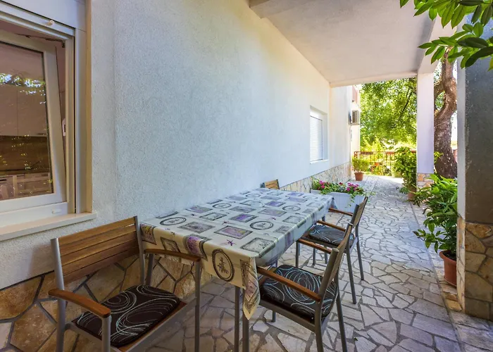 בית הארחה Tustonjic נובי ווינודולסקי