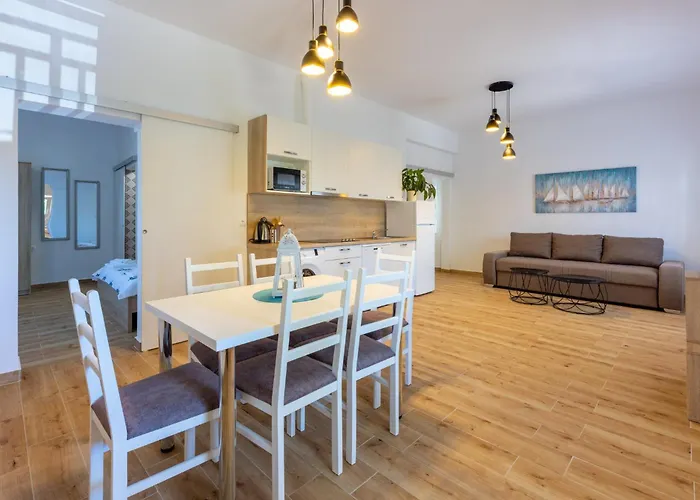 Tustonjic Gæstehus Novi Vinodolski