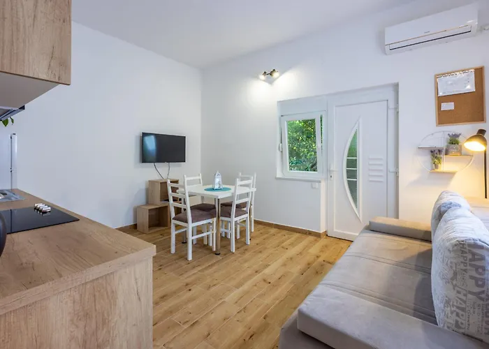 Tustonjic Gæstehus Novi Vinodolski