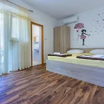 Tustonjic 3* Novi Vinodolski