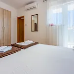 Tustonjic 3* Novi Vinodolski