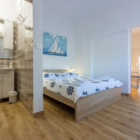 Tustonjic Гостевой дом